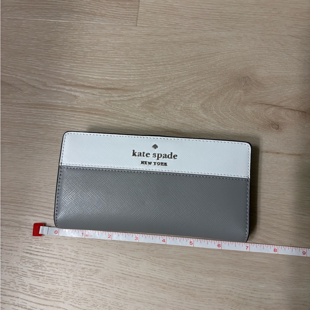 Kate Spade Two-Tone Wallet in Gray and White